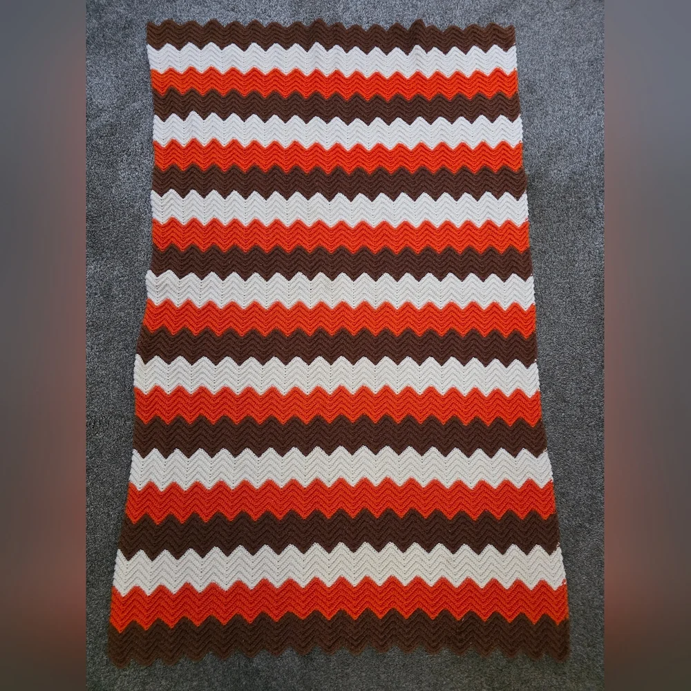 Retro 70s Chevron Throw Blanket Afghan Orange Brown Fall Autumn Colors 58